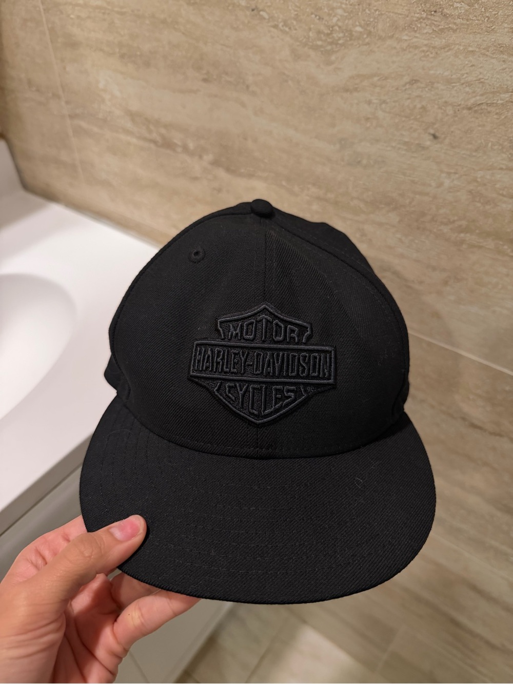Harley-Davidson Tonal Bar & Shield Logo Fitted Cap Black